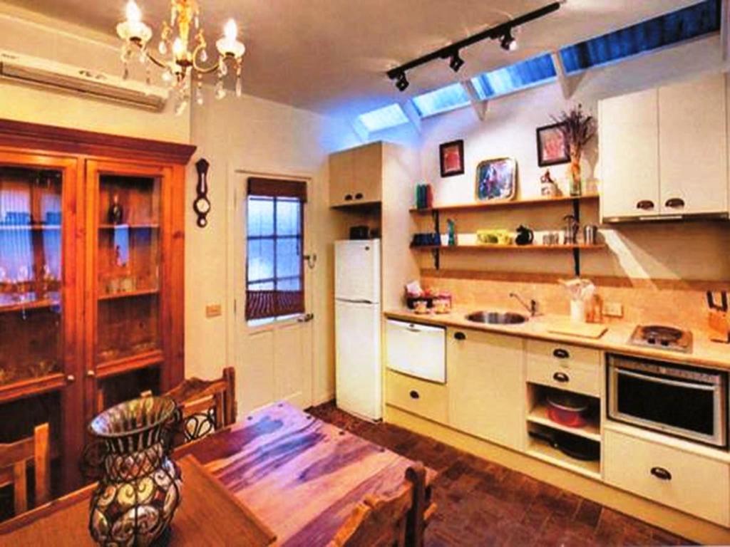 The Stable On Olive Apartment *